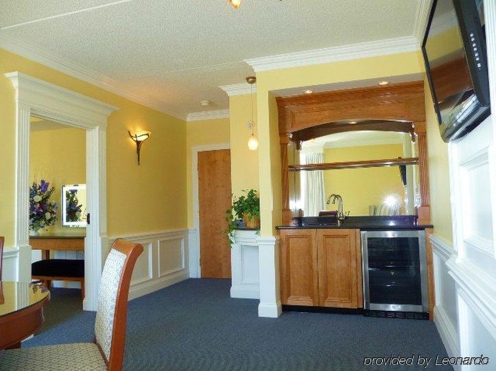 Seaport Resort And Marina Fairhaven Phòng bức ảnh